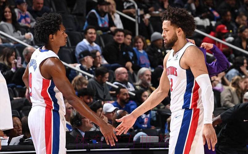 活塞首发：坎宁安、邓罗、奥萨尔、哈里斯、杜伦